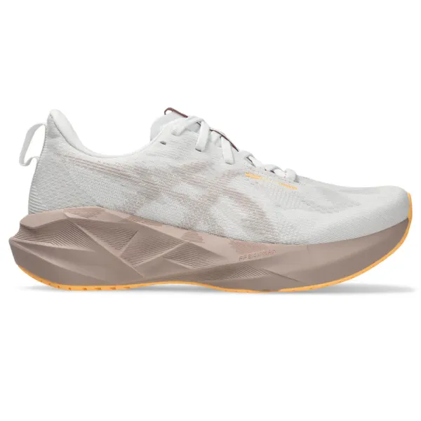 asics NOVABLAST 5 ホワイト 23cm レディース ASICS Women's NOVABLAST 5 WHITE/FAWN
