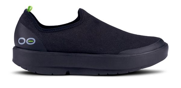 OOFOS Women's OOmg eeZee Low Black/Black